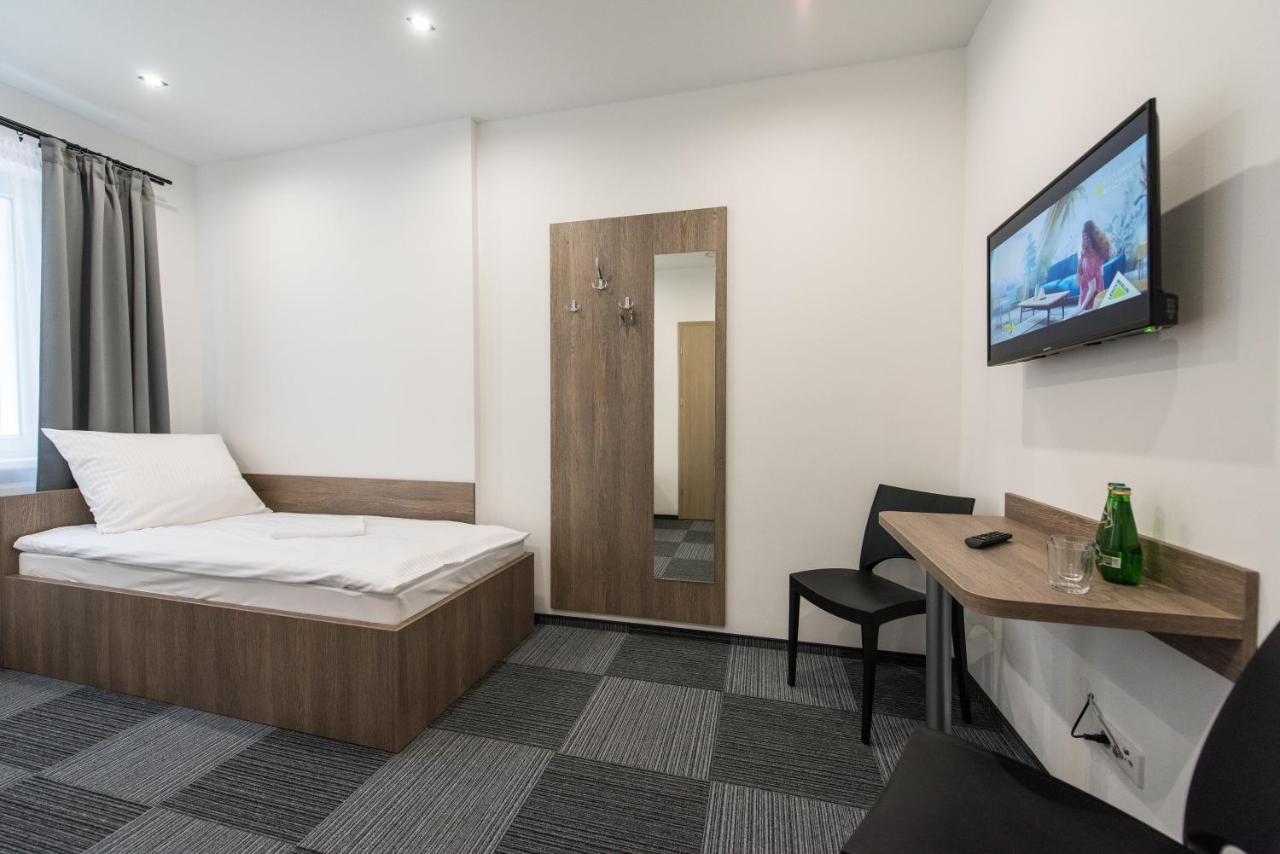Hostel Sms Free Parking Bydgoszcz Eksteriør bilde